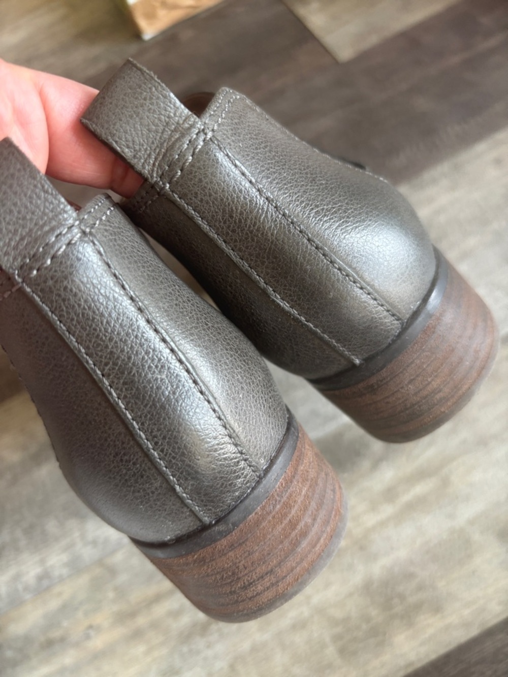 Dansko Women’s Lola Ankle Boots - Picture 2 of 3